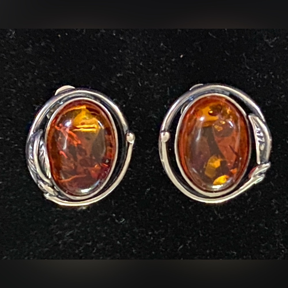 Amber & Sterling Vine Leaf Earrings 3/4” Oval Beautiful Color clip to pierced